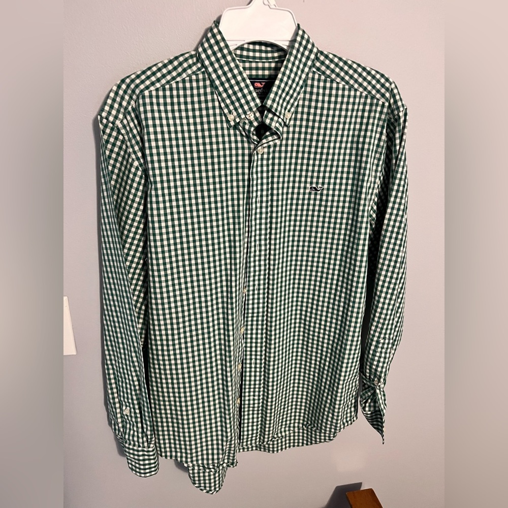 Vineyard Vines green and white button up/ button down shirt long sleeve